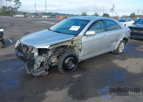2011 Toyota Camry Le z USA, uszkodzony, nr VIN 4T1BF3EK4BU678230